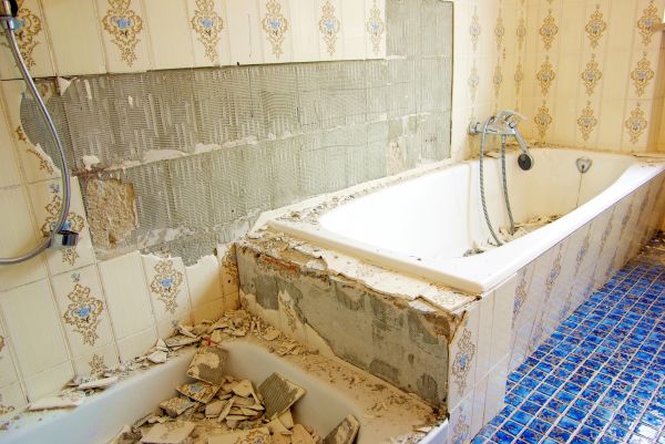 Bathtub Demolition in Lafayette